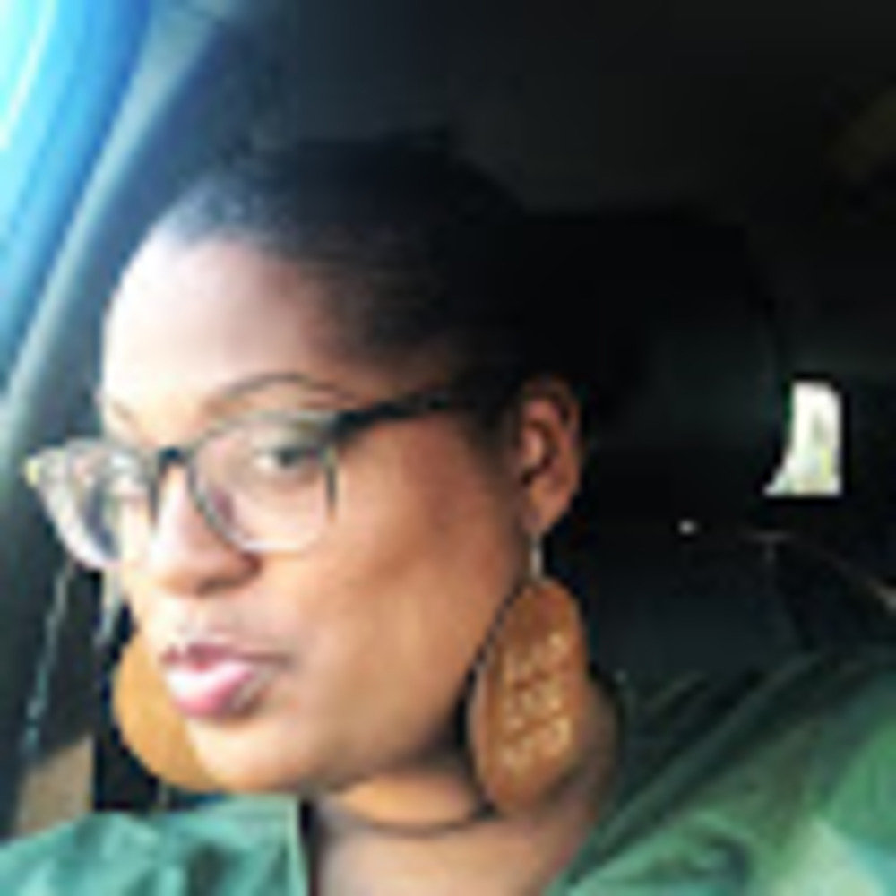 Meet your Posher, Tiffany